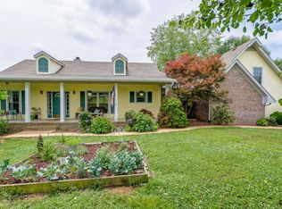 2204 Double Branch Rd, Columbia, TN 38401