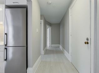 1539 Bathurst St #303, Toronto, ON M5P 3H5