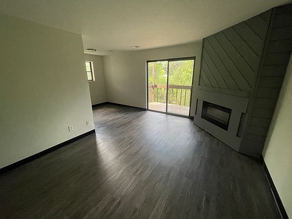 2nd image of 2857 Shadow Creek Dr #A303