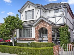 498 Park Ave, Newport Beach, CA 92662