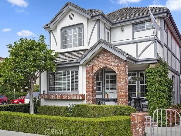 498 Park Ave, Newport Beach, CA 92662
