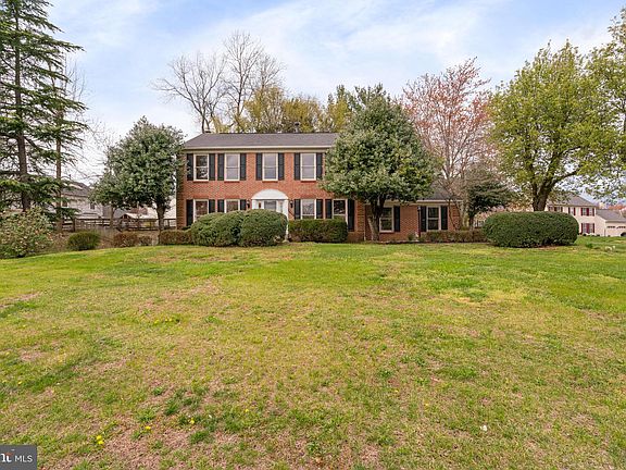 3rd image of 3735 Bogner Dr