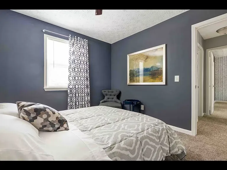 4534 Montgomery Way — Photo 13