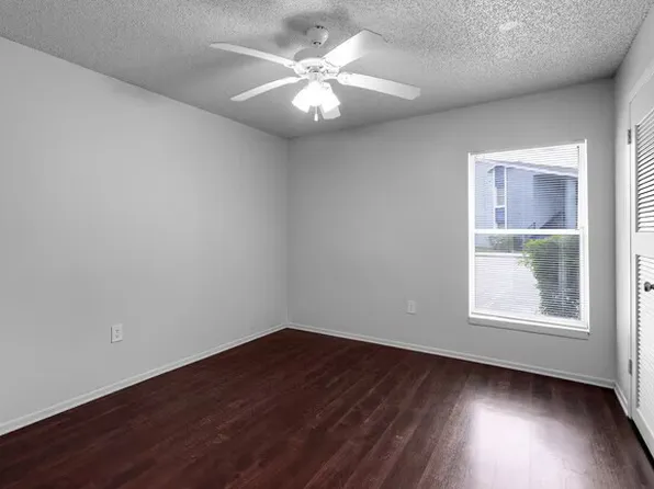 3818 Bay Club Cir, Kissimmee, FL 34741