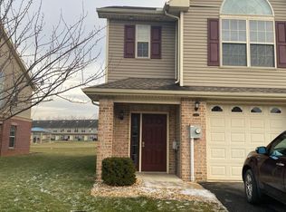 2014 Powell Dr, Chambersburg, PA 17201