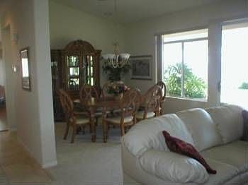 4th image of 325 Camino Bailen