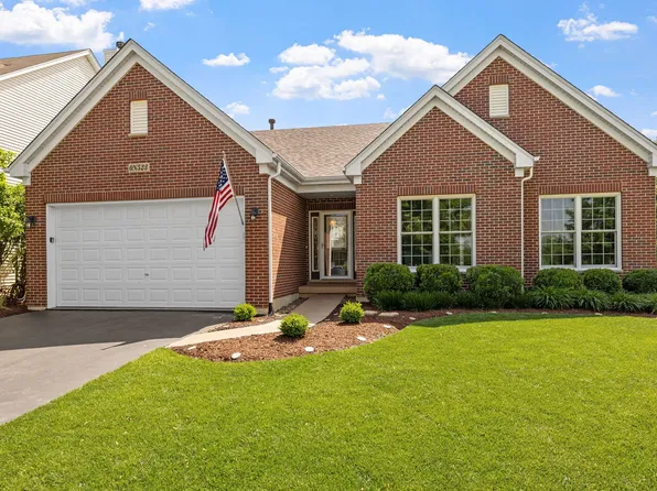 0N523 Bowdish Dr, Geneva, IL 60134