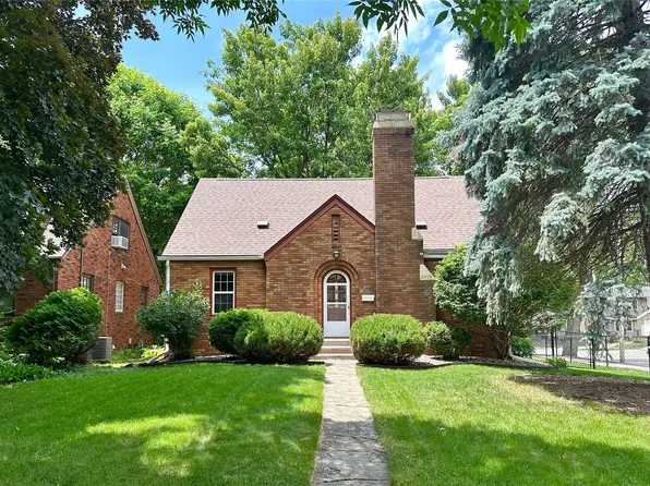 2808 44th St, Des Moines, IA 50310