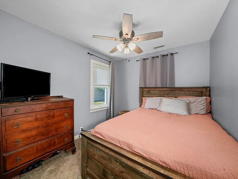 Bedroom #1