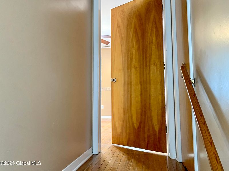 4th image of 1648 Rugby Road