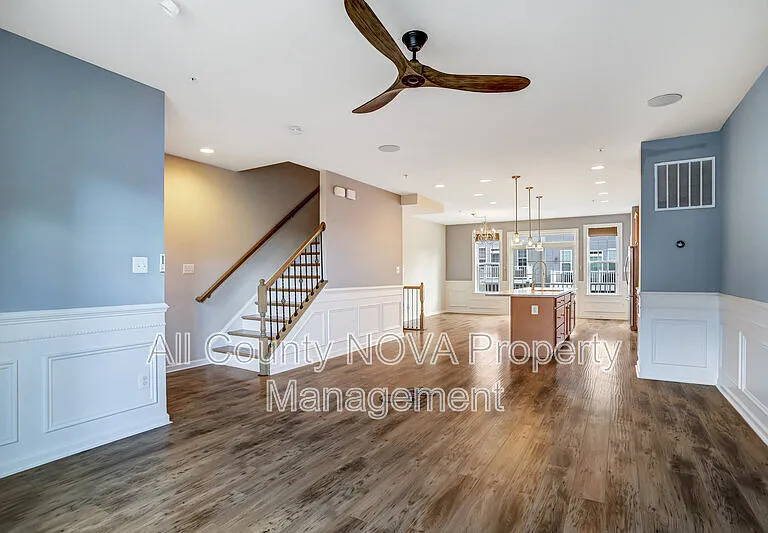 2908 Pinebrook Rd — Photo 23