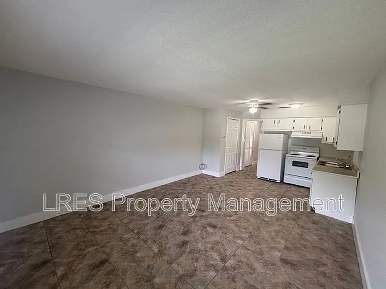 1031 Columbia Ave #K — Photo 5