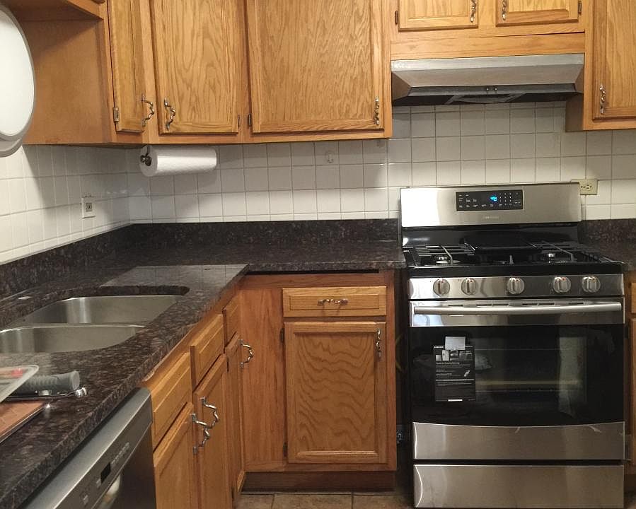 1st image of 4939 S Dorchester Ave APT 3G