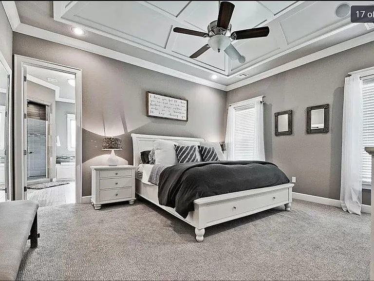 421 Trailwood Cir — Photo 15