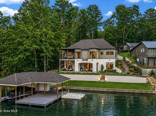 744 Lakeshore Dr, Jacksons Gap, AL 36861