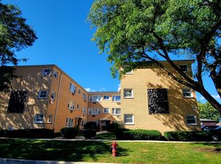 3810 Ruby St APT 2W, Schiller Park, IL 60176