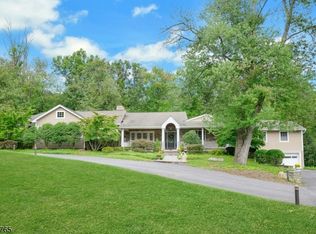 11 Schoolhouse Ln, Mendham Twp., NJ 07960