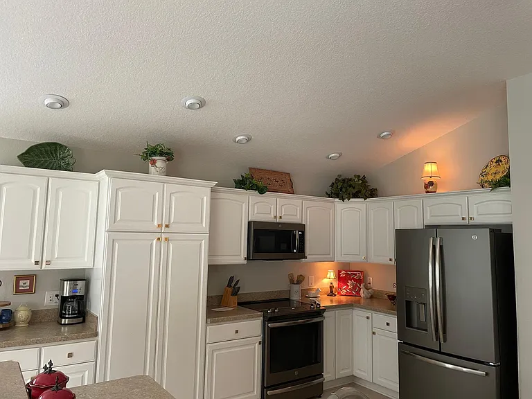 3009 Adrienne Way — Photo 6