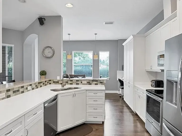 Light and bright fully stocked kitchen