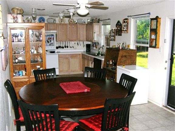 5th image of 1000 Chilton Dr