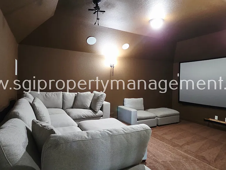 12381 Summertree Dr — Photo 31