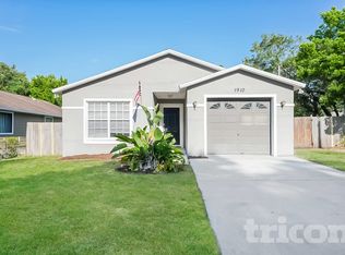 1910 Lillian Ave, Tarpon Springs, FL 34689