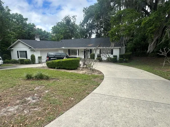 1825 Normandy Dr, Mount Dora, FL 32757