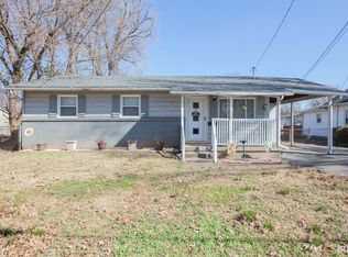 1904 S Green River Rd, Evansville, IN 47715