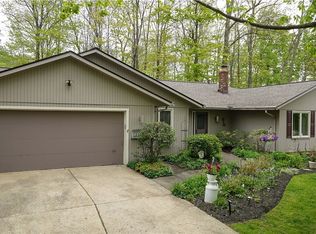 5385 Park Side Trl, Solon, OH 44139