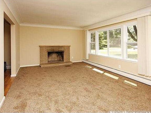 5th image of 914 73rd Ave N