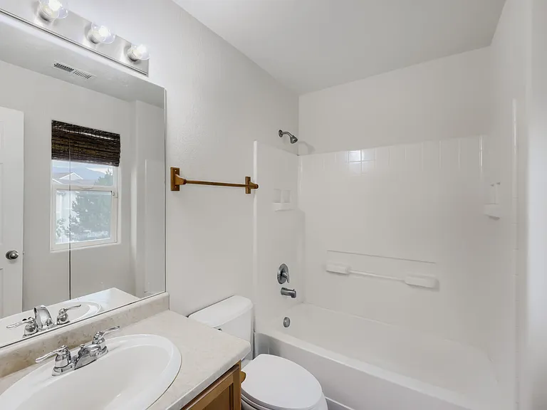 2175 Squawbush Ridge Grv #1 — Photo 10