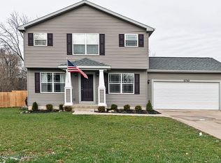 6790 Thunder Ln, Lansing, MI 48906