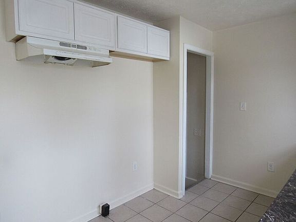 4th image of 21011 Hansen Rd