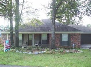 411 Hacienda Ave, Hattiesburg, MS 39402
