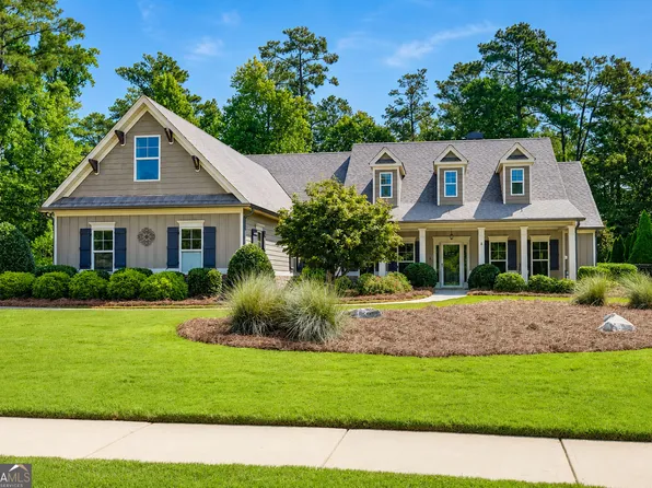93 Legends Dr, Sharpsburg, GA 30277
