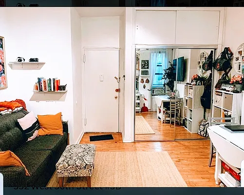 Rented by Oxford Property Group | media 12