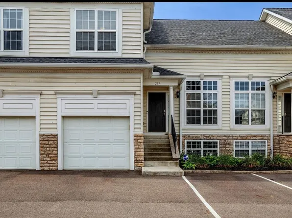 257 Hemlock Ravine Dr, Blacklick, OH 43004