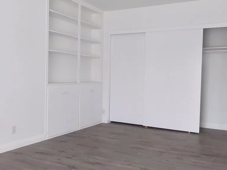827 S Saint Andrews Pl #11 — Photo 10