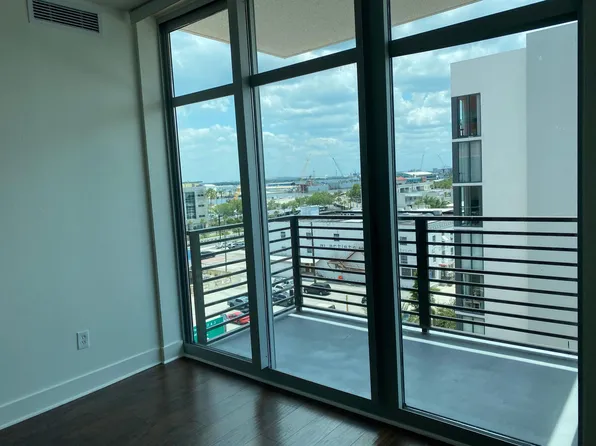 1208 E Kennedy Blvd, Tampa, FL