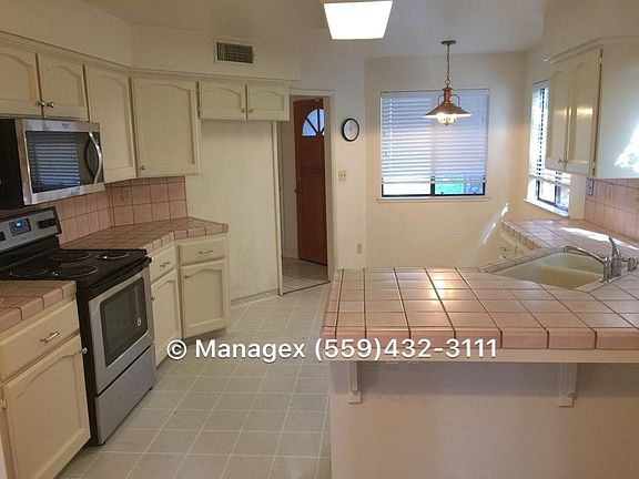 4th image of 473 E Alluvial Ave Unit 104