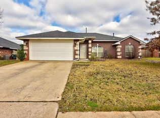 1113 Sparrow Hawk Dr, Norman, OK 73072
