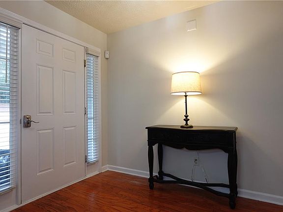 3rd image of 334 Covington Dr