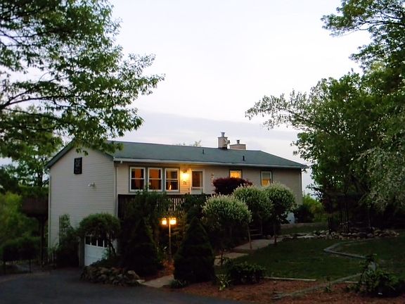 2nd image of 71 Lakeside Dr NW