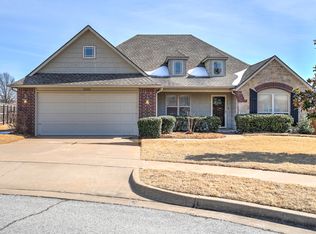 3205 S 18th St E, Broken Arrow, OK 74012