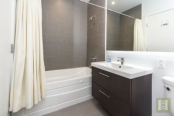 Rented by Halstead Real Estate | media 29