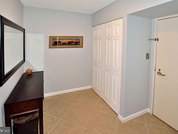 2nd image of 3800 Powell Ln APT 605
