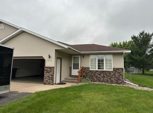 1513 Brenda Dr, Plover, WI 54467