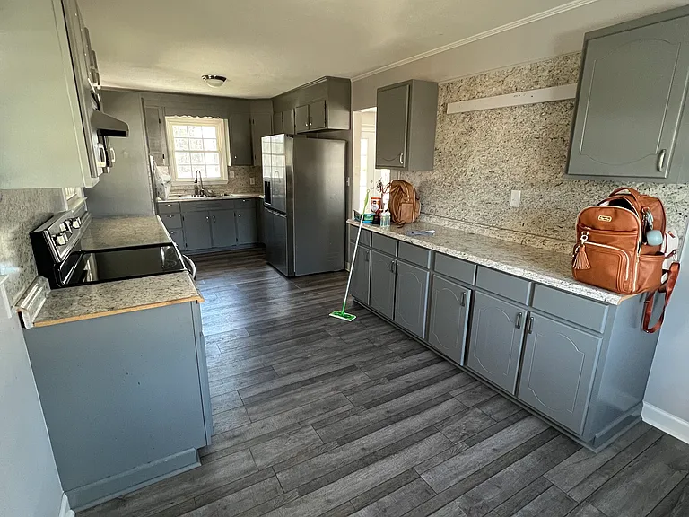 668 Forest Rd — Photo 9