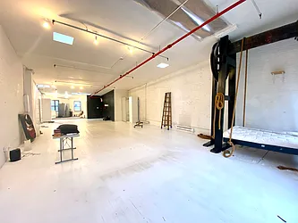 Rented by Nolita Group