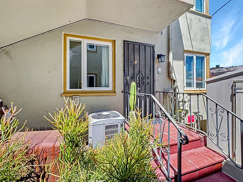 436 Fir St Photo 1